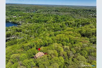 10 Hillcrest Court, Ridgefield, CT 06877 - Photo 1
