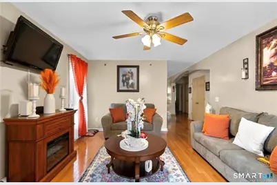 13 Button Street, New Haven, CT 06519 - Photo 9
