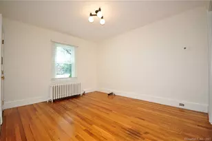 10 Poquonock Ave, Windsor, CT 06095 - Photo 23