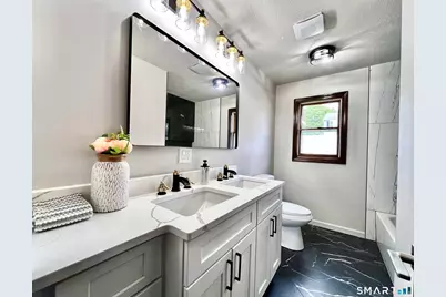 92 Quentin Street, Waterbury, CT 06706 - Photo 9