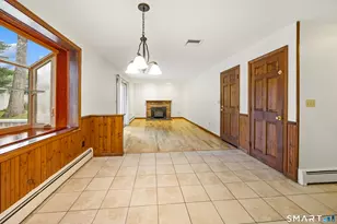 14 Colonial Ct, Cheshire, CT 06410 - Photo 9