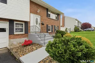16 Ridge Crest Cir, Wethersfield, CT 06109 - Photo 3