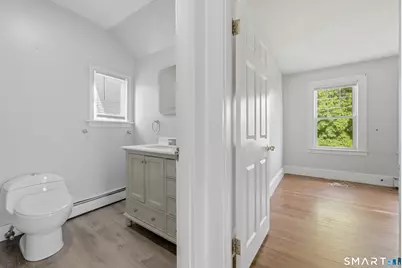 2 Oakland Avenue, Waterbury, CT 06710 - Photo 17