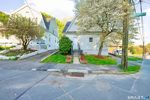 2 Oakland Ave, Waterbury, CT 06710 - Photo 1