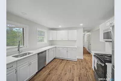 19 Castle View Drive, Chester, CT 06412 - Photo 5