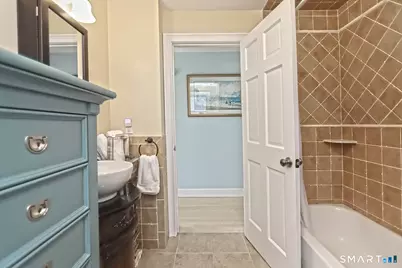 136 Hillside Avenue, Milford, CT 06460 - Photo 29