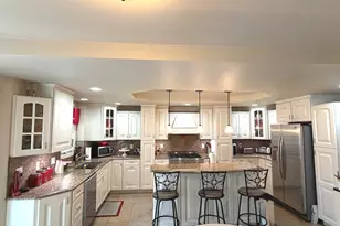 35 Emerald Pines Rd, Waterbury, CT 06704 - Photo 17