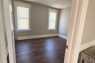 370 Maple Ave, Hartford, CT 06114 - Photo 5