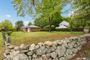 38 Irvingdell Pl, East Lyme, CT 06333 - Photo 3