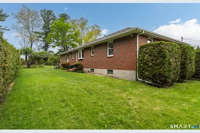 38 Irvingdell Place, East Lyme, CT 06333 - Photo 35