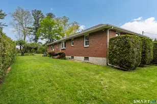 38 Irvingdell Pl, East Lyme, CT 06333 - Photo 35
