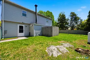 26-28 Gurley Rd, East Lyme, CT 06333 - Photo 35