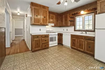 73 Honor Road, West Haven, CT 06516 - Photo 17