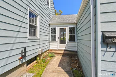 73 Honor Road, West Haven, CT 06516 - Photo 5