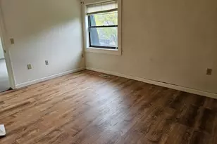 12 Water St, Groton, CT 06355 - Photo 9