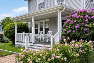 102 Peck Ave, West Haven, CT 06516 - Photo 1
