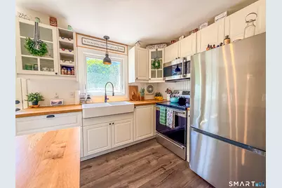 14 Lynn Avenue, Plymouth, CT 06786 - Photo 5