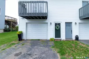 217 Short Beach Rd, Stratford, CT 06615 - Photo 3