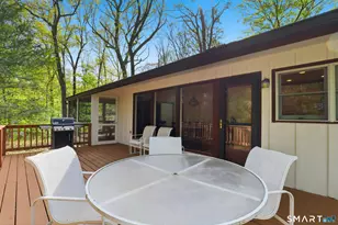 190 Red Fox Rd, Stamford, CT 06903 - Photo 19