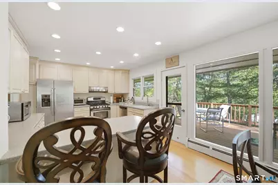 190 Red Fox Road, Stamford, CT 06903 - Photo 9