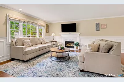 125 Pepperidge Circle, Fairfield, CT 06824 - Photo 5