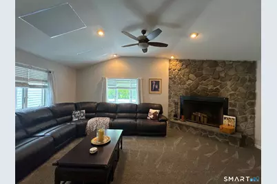325 West Rutland Road, Milford, CT 06461 - Photo 11