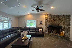325 W Rutland Rd, Milford, CT 06461 - Photo 11