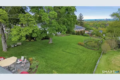 174 Selden Hill Drive, West Hartford, CT 06107 - Photo 37