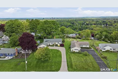 174 Selden Hill Drive, West Hartford, CT 06107 - Photo 3