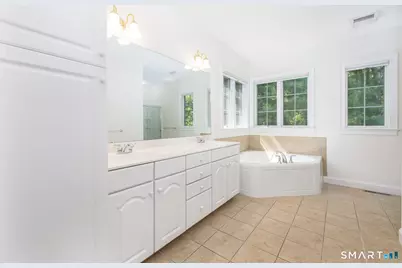 9 Ashton Circle, Simsbury, CT 06070 - Photo 17