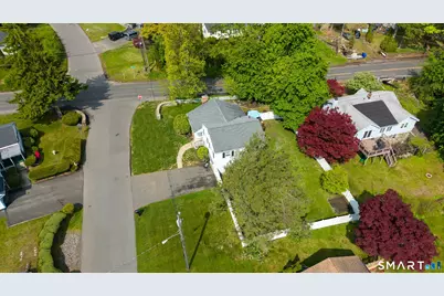 2 Berkshire Drive, Danbury, CT 06811 - Photo 37