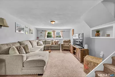 2 Berkshire Drive, Danbury, CT 06811 - Photo 27