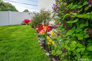 2 Berkshire Dr, Danbury, CT 06811 - Photo 35