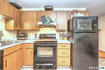 14 Horseshoe Drive, Waterbury, CT 06706 - Photo 15