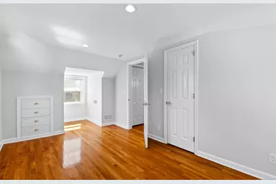 36 Ocean Drive East, Stamford, CT 06902 - Photo 15