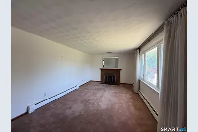 26 Maple Street, Trumbull, CT 06611 - Photo 21