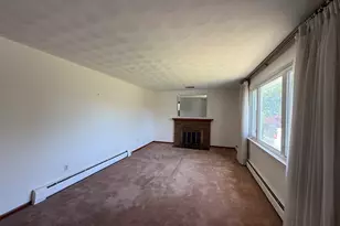 26 Maple St, Trumbull, CT 06611 - Photo 21