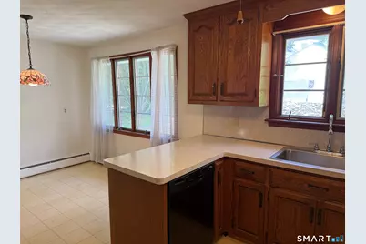 26 Maple Street, Trumbull, CT 06611 - Photo 15