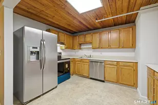 839 Main St, Torrington, CT 06790 - Photo 15