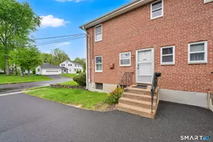 97 Shadow Ln, West Hartford, CT 06110 - Photo 25