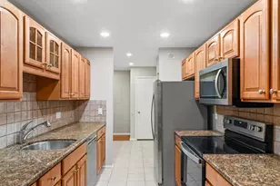 245 Hamilton Ave, Stamford, CT 06902 - Photo 5