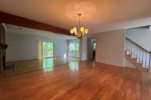 223 Deer Run, Shelton, CT 06484 - Photo 11