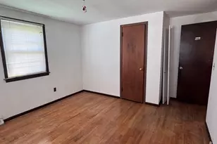 33 Thomas St, Windsor Locks, CT 06096 - Photo 17