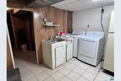33 Thomas Street, Windsor Locks, CT 06096 - Photo 25