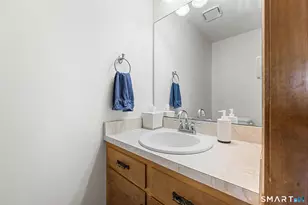 20 Somerset Dr, Windsor, CT 06095 - Photo 17