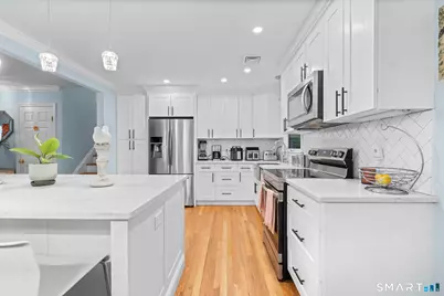 21 Redcoat Road, Norwalk, CT 06850 - Photo 13