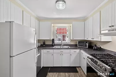 41 Barrett Street, Hamden, CT 06517 - Photo 9