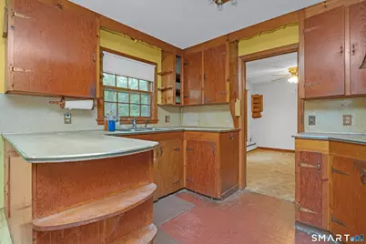 1044 Jerome Avenue, Bristol, CT 06010 - Photo 17