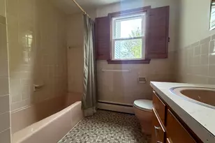 133 Pinehurst Ave, New Britain, CT 06053 - Photo 13