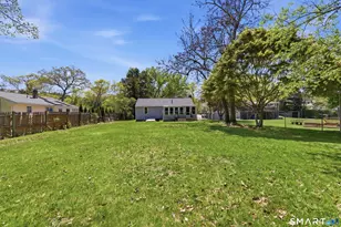 1098 Long Cove Rd, Ledyard, CT 06335 - Photo 19